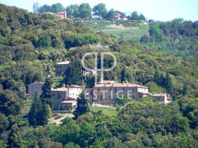 1 bedroom Apartment for sale with countryside and panoramic views in Gambassi Terme, Tuscany