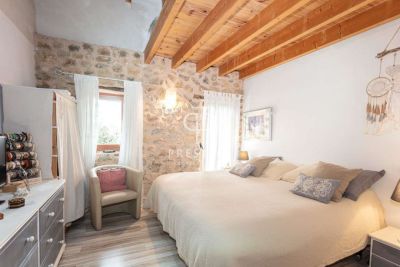 Refurbished 4 bedroom Villa for sale in Calvia, Mallorca