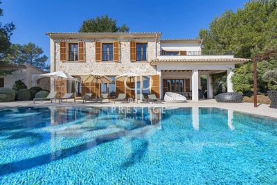 Immaculate 5 bedroom Villa for sale in Porreres, Mallorca