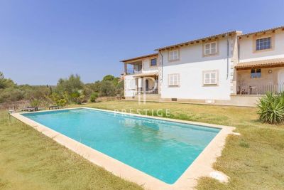 8 bedroom villa for sale, Puntiro, Central Mallorca, Mallorca