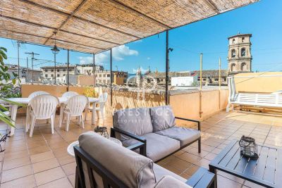 Authentic 3 bedroom Penthouse for sale with panoramic view in Casco Antiguo, Palma, Mallorca