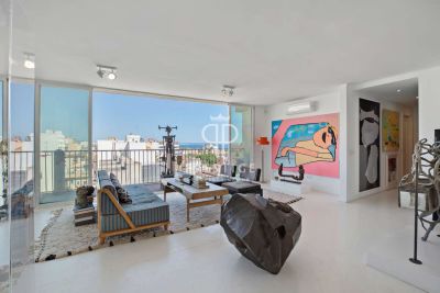 Luxury 4 bedroom Penthouse for sale with sea view in Santa Catalina, Mallorca