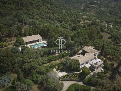 Immaculate 8 bedroom Villa for sale with countryside view in La Croix Valmer, Cote d