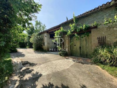 Character 7 bedroom Farmhouse for sale with countryside view in Limoux, Languedoc-Roussillon