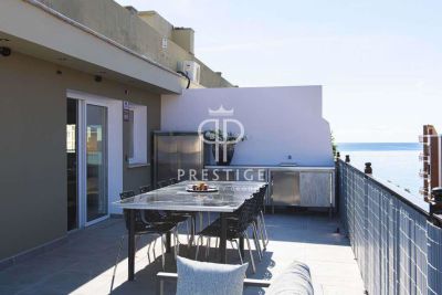 Refurbished 3 bedroom Penthouse for sale with sea view in Palma, Mallorca