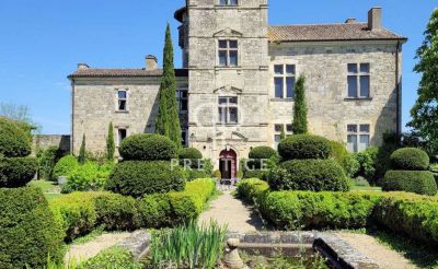 Historical 5 bedroom Chateau for sale with panoramic view in Nerac, Aquitaine