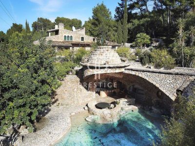 Renovated 3 bedroom Villa for sale with sea view in Alcudia, Mallorca