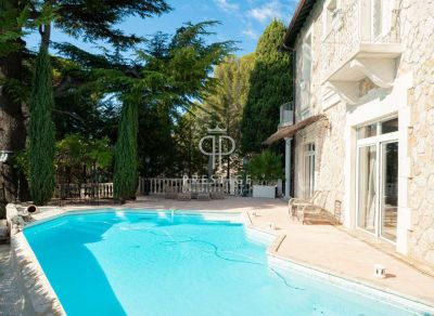 Character 5 bedroom Villa for sale with panoramic view in Grasse, Cote d'Azur French Riviera