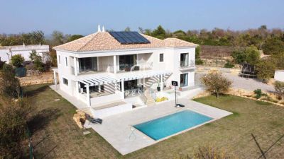 Modern 6 bedroom Villa for sale with panoramic view in Boliqueime, Algarve