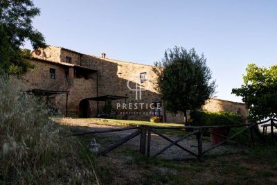Income Producing 18 bedroom Farmhouse for sale with panoramic view in Montaione, Tuscany