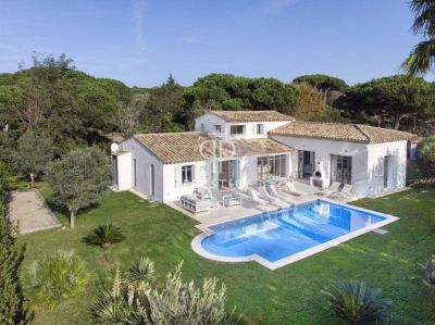 Modern 4 bedroom Villa for sale with countryside view in Saint Tropez, Cote d'Azur French Riviera