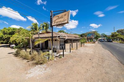 Immaculate Restaurant for sale with countryside view in Huacas, Pacific Coast