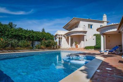 Modern 5 bedroom Villa for sale with sea view in Praia da Luz, Algarve