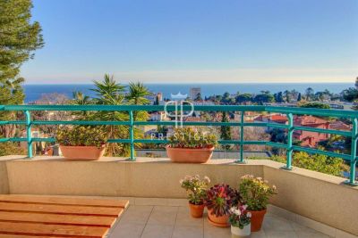 Bright 2 bedroom Apartment for sale with sea view in Nice, Cote d