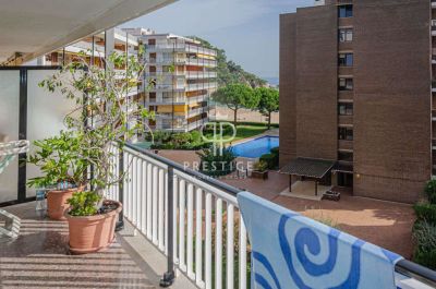 Bright 3 bedroom Apartment for sale with sea view in Lloret de Mar, Catalonia