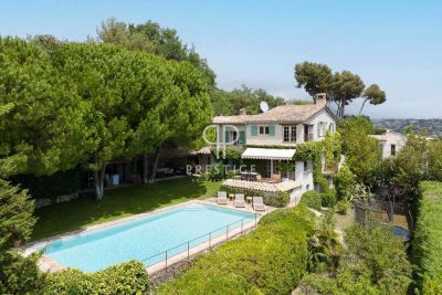 Lovingly Maintained 5 bedroom Farmhouse for sale with panoramic view in Saint Paul de Vence, Cote d'Azur French Riviera