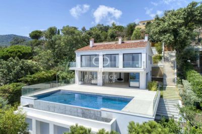 4 bedroom Villa for sale with sea and panoramic views in Rayol Canadel sur Mer, Cote d'Azur French Riviera