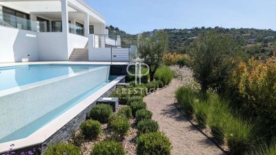 New Build 4 bedroom Villa for sale with panoramic view in Loule, Algarve