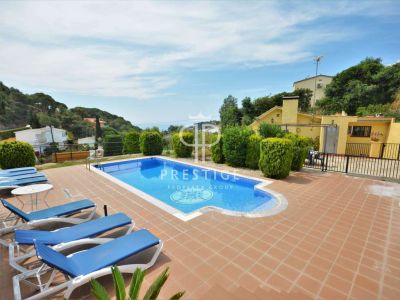 Income Producing 6 bedroom Villa for sale with sea view in Tossa de Mar, Catalonia