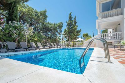 10 bedroom Villa for sale in Hacienda Las Chapas, Marbella, Andalucia