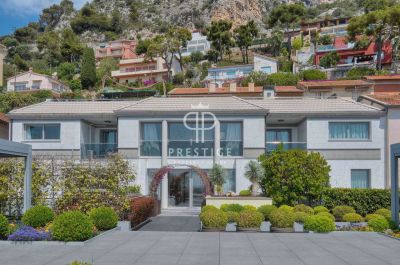 Luxury 3 bedroom Penthouse for sale with sea view in Roquebrune Cap Martin, Cote d