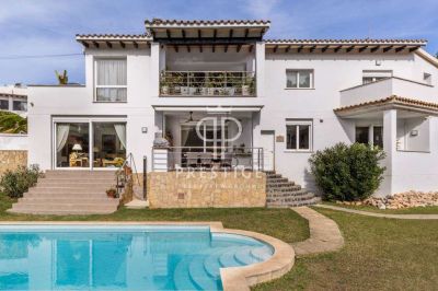 Luxury 4 bedroom Villa for sale in Costa de la Calma, Mallorca