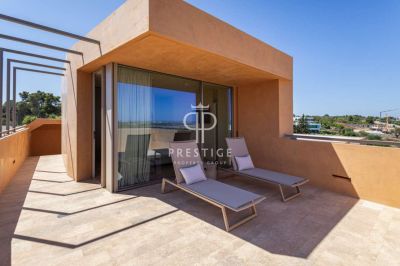 Furnished 3 bedroom Duplex for sale with panoramic view in Odiaxere, Lagos, Algarve