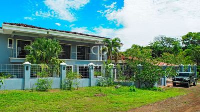 Luxury 4 bedroom Villa for sale with sea view in Playa Flamingo, Pacific Coast