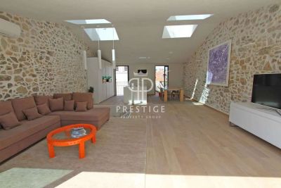 Luxury 3 bedroom Duplex for sale with panoramic view in Banane, Cannes, Cote d