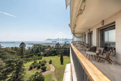 Exclusive 4 bedroom Apartment for sale with panoramic view in Californie, Cannes, Cote d