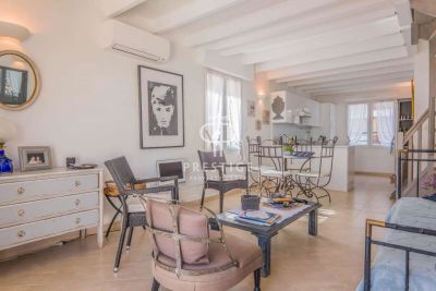 Renovated 2 bedroom Duplex for sale with sea view in Sainte Maxime, Cote d'Azur French Riviera