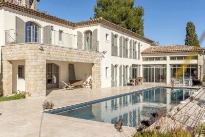 Luxury 6 bedroom Villa for sale with sea view in Mougins, Cote d