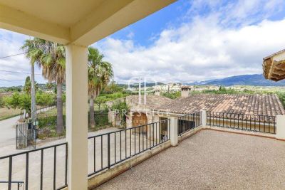 Spacious 3 bedroom Villa for sale with countryside view and panoramic view views in Selva, Mallorca