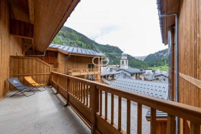 Bright 3 bedroom Apartment for sale in Les Brevieres, Tignes, Rhone-Alpes