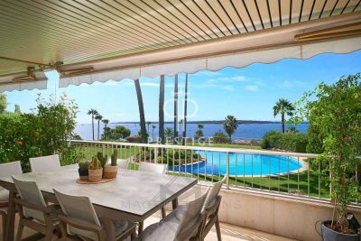 Bright 3 bedroom Apartment for sale with panoramic view and sea view views in Cannes, Cote d