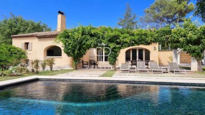 Quiet 3 bedroom Villa for sale with panoramic view in Mouans Sartoux, Cote d'Azur French Riviera