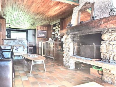 Character 3 bedroom Chalet for sale with lake or river view in Tignes, Rhone-Alpes