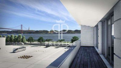 Furnished 1 bedroom Apartment for sale with lake or river view in Junqueira, Lisbon, Central Portugal