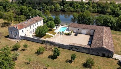 Character 8 bedroom Manor House for sale with countryside view and panoramic view in Angouleme, Poitou-Charentes