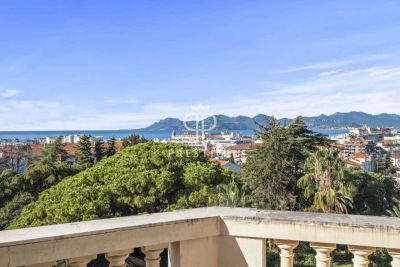 Immaculate 4 bedroom Penthouse for sale with sea view in Cannes, Cote d'Azur French Riviera