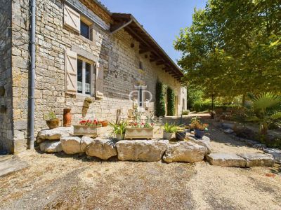 Character 7 bedroom Farmhouse for sale with countryside view in Tournon d