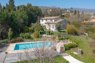 Quiet 5 bedroom Villa for sale with panoramic view in Opio, Cote d'Azur French Riviera