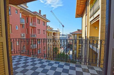 Lovingly Maintained 2 bedroom Apartment for sale in Bordighera, Liguria