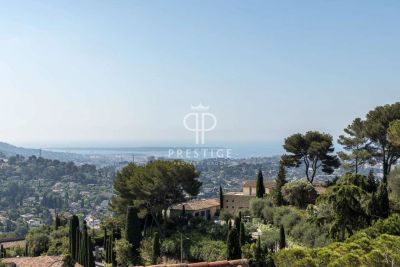 Lovingly Maintained 4 bedroom Villa for sale with sea view and panoramic view in Mougins, Cote d'Azur French Riviera