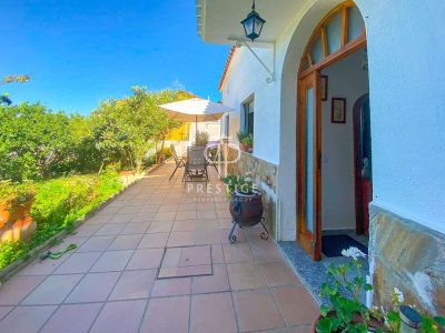 Character 6 bedroom Farmhouse for sale with countryside view in Argentona, Catalonia