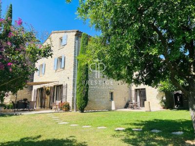 Renovated 5 bedroom House for sale with countryside view in Aigremont, Uzes, Languedoc-Roussillon