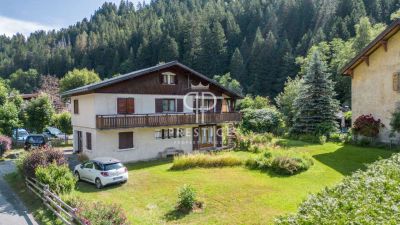 Bright 5 bedroom Chalet for sale in Les Tines, Chamonix, Rhone-Alpes