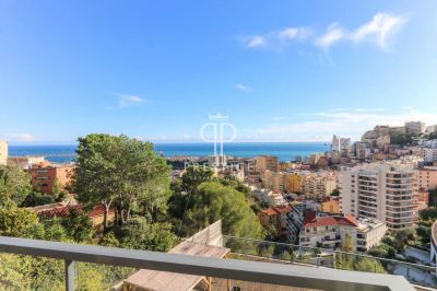 Bright 2 bedroom Apartment for sale with sea view and panoramic view views in Beausoleil, Cote d