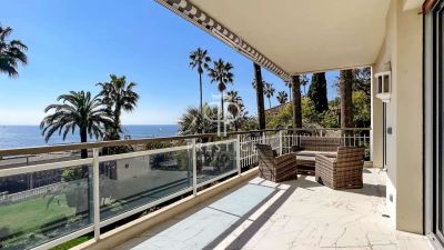 Spacious 5 bedroom Apartment for sale with sea view and panoramic view views in Vallauris, Cote d