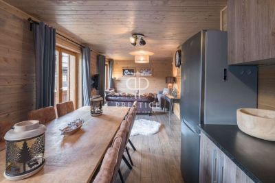 Bright 3 bedroom Apartment for sale in Le Plantin, Meribel, Rhone-Alpes